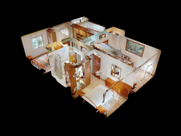 930 v Dollhouse View