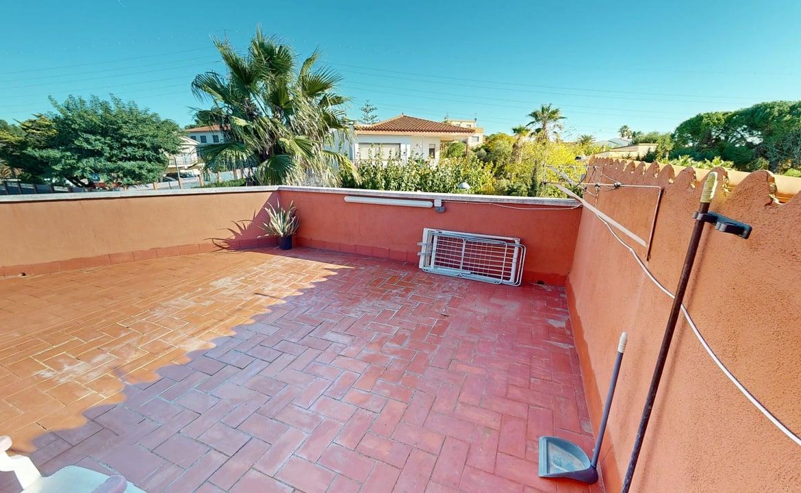 946 V 11192025 104551