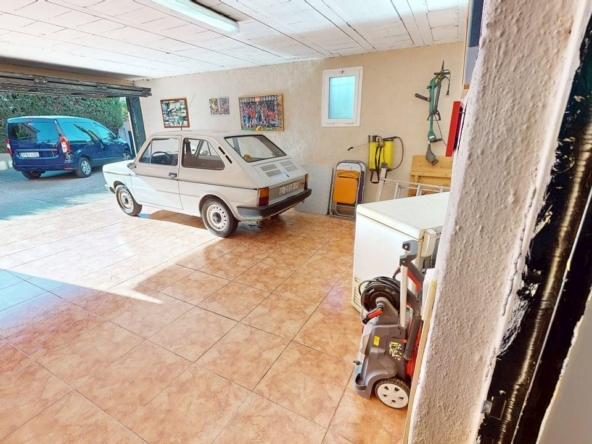 946 V 11192025 111622