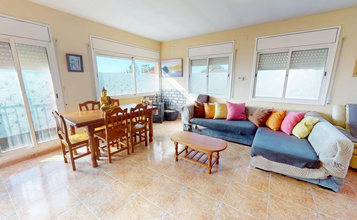 946 V 11192025 112742