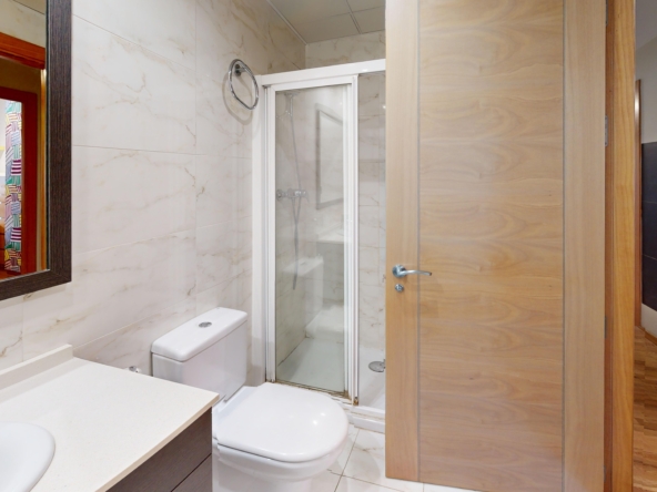 952 V Bathroom
