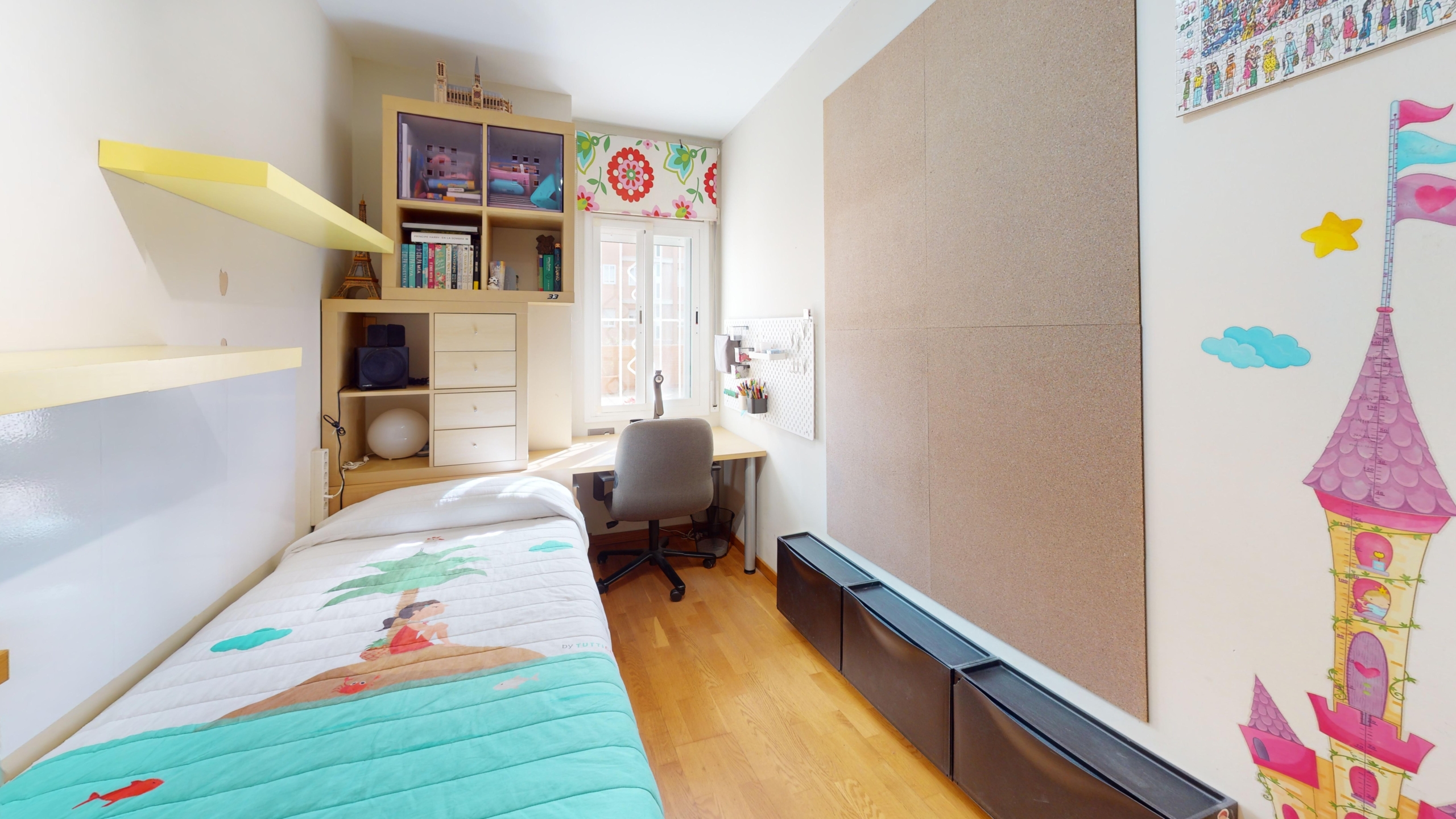 952 V Bedroom 1