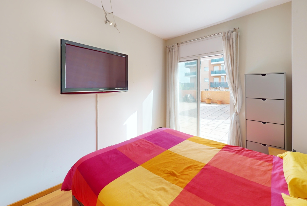 952 V Bedroom 3
