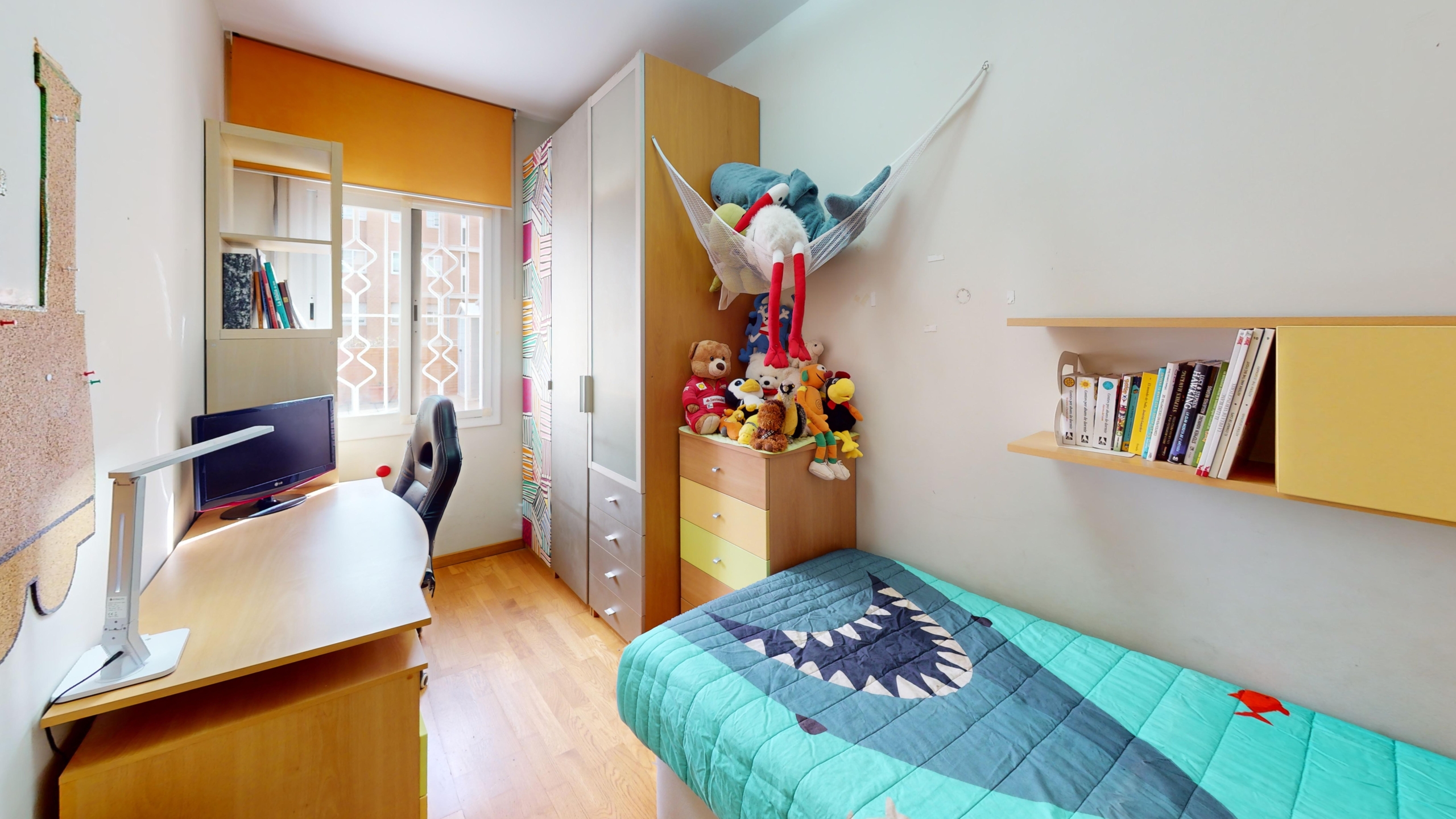 952 V Bedroom 4