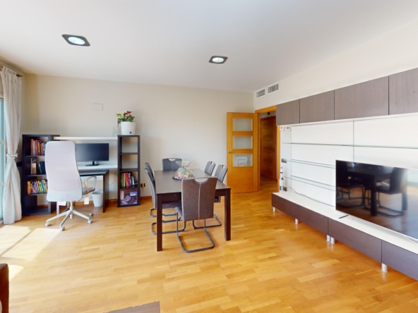 952 V Living Room 1