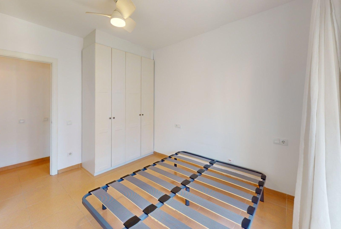 956 V Bedroom