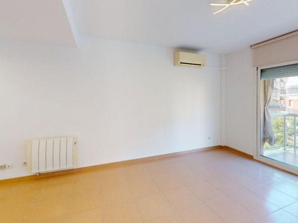 956 V Bedroom 2