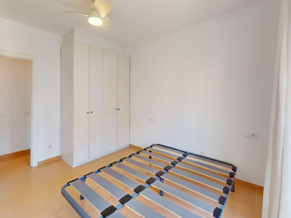 956 V Bedroom