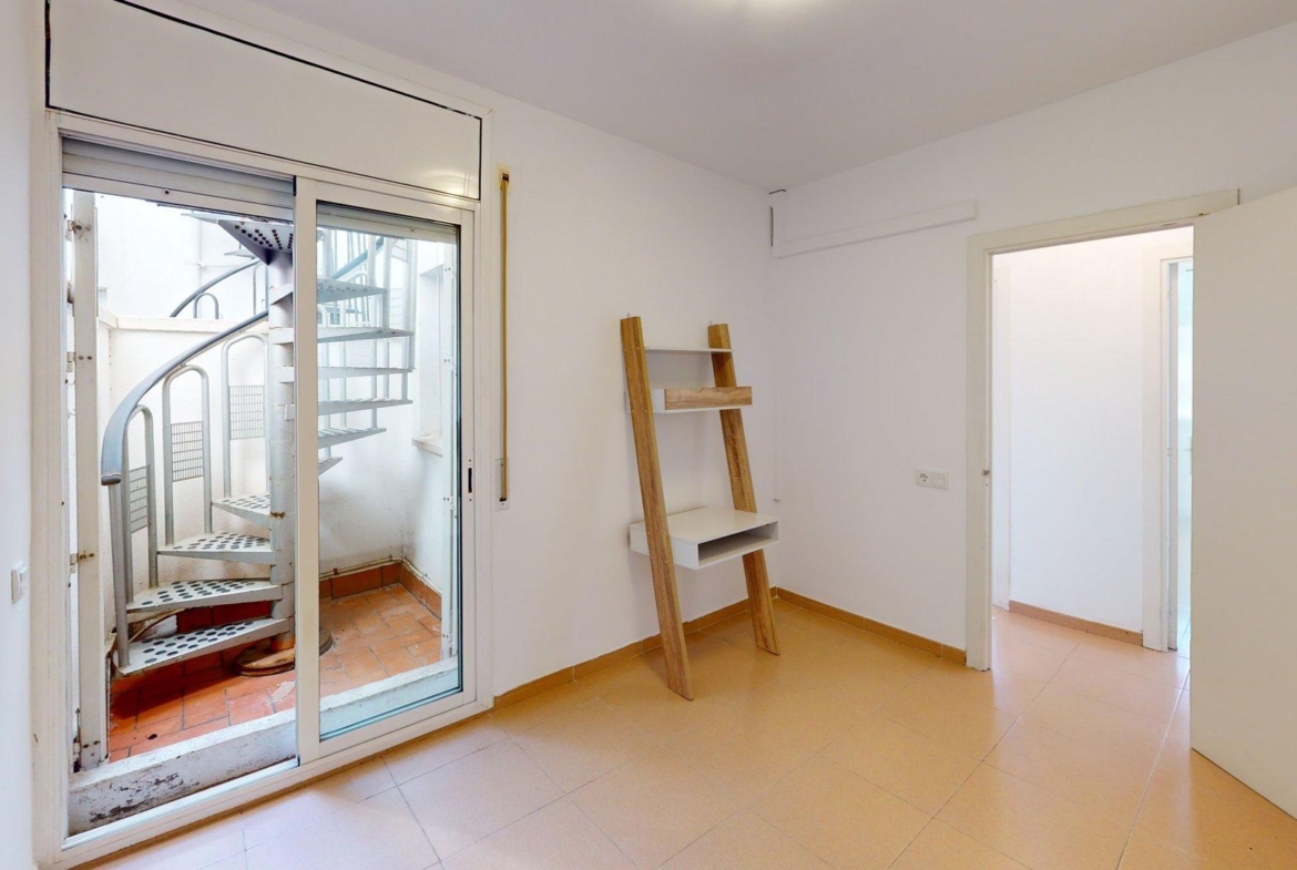 956 V Bedroom 6
