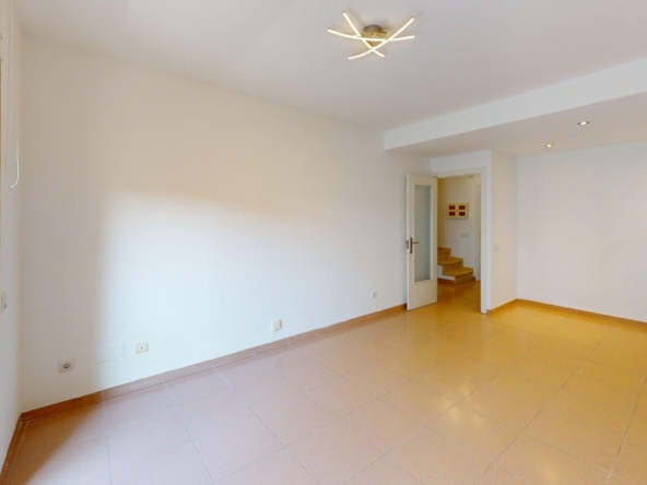 956 V Bedroom 7
